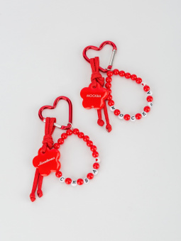 Брелок Москвичка на карабине с подвесами