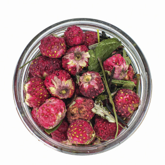 Чай разнотравье с лесной клубникой стекл. банка 200мл ДБС